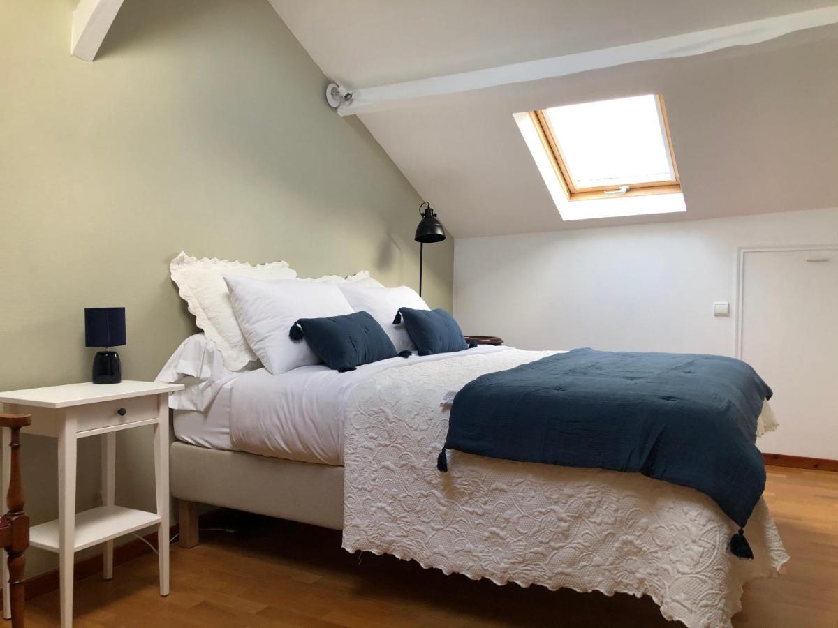 Villa Le Creyssac Saint-Félix-de-Bourdeilles Eksteriør billede