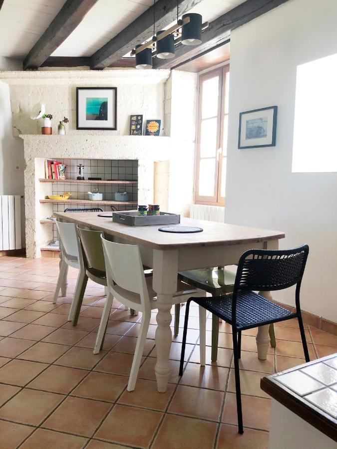 Villa Le Creyssac Saint-Félix-de-Bourdeilles Eksteriør billede