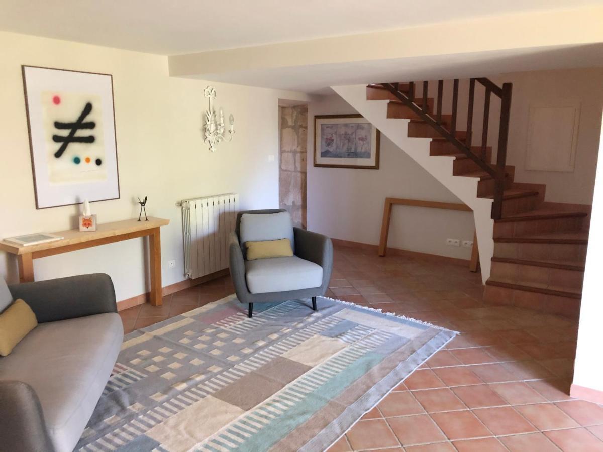 Villa Le Creyssac Saint-Félix-de-Bourdeilles Eksteriør billede